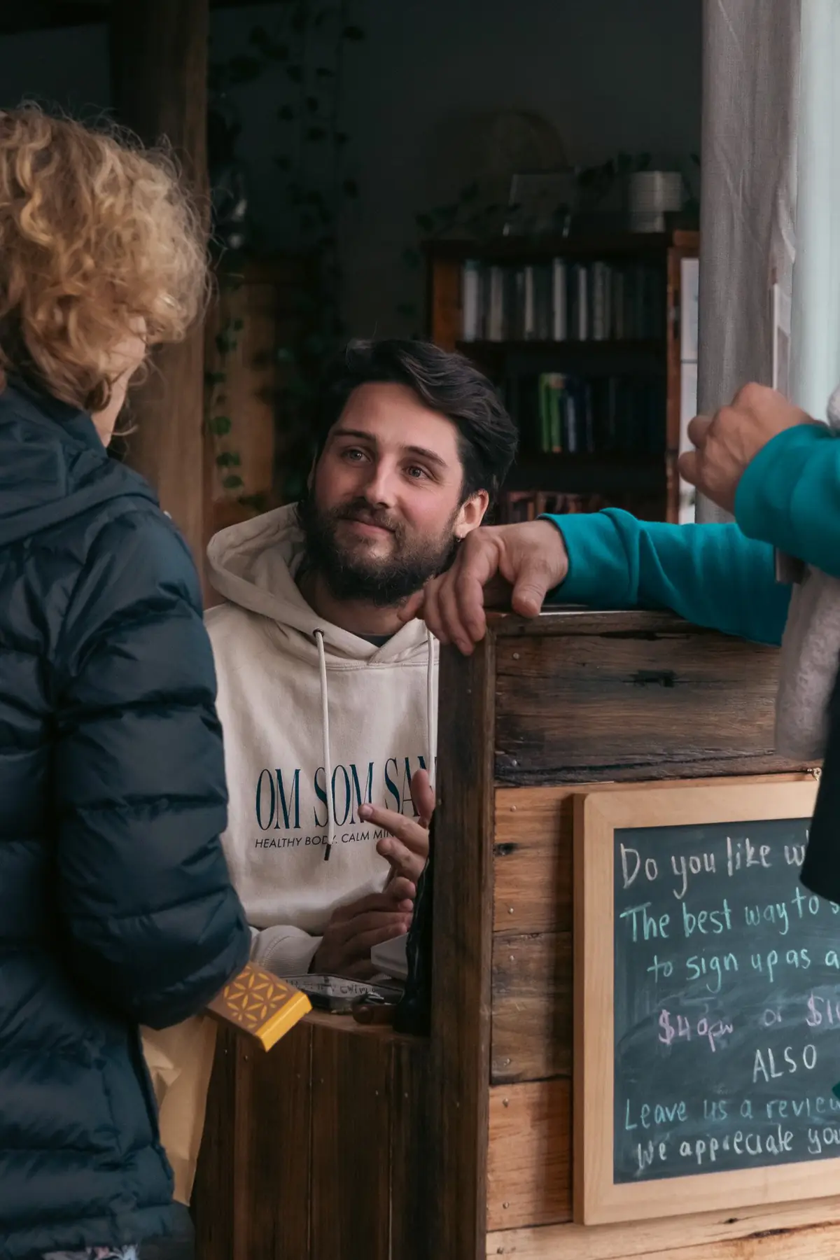 Aaron in conversation with students in the studio